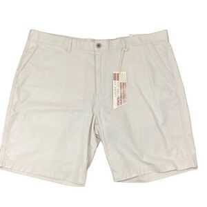 NWT Men’s American Threads Weathered Vintage Look Beige Shorts Size 40W